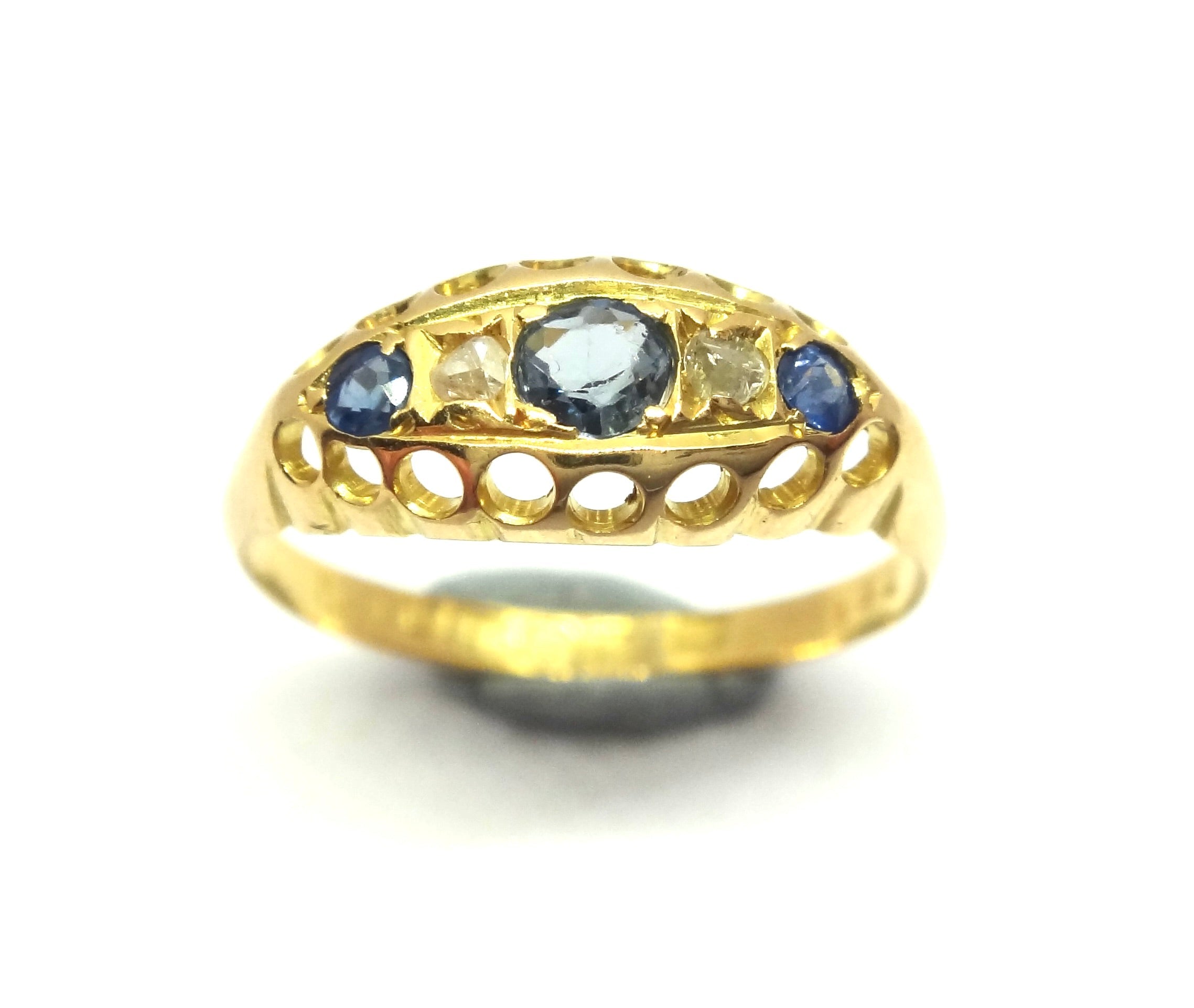 ANTIQUE 18ct Yellow Gold, Sapphire & Diamond Ring - Birmingham, 1915