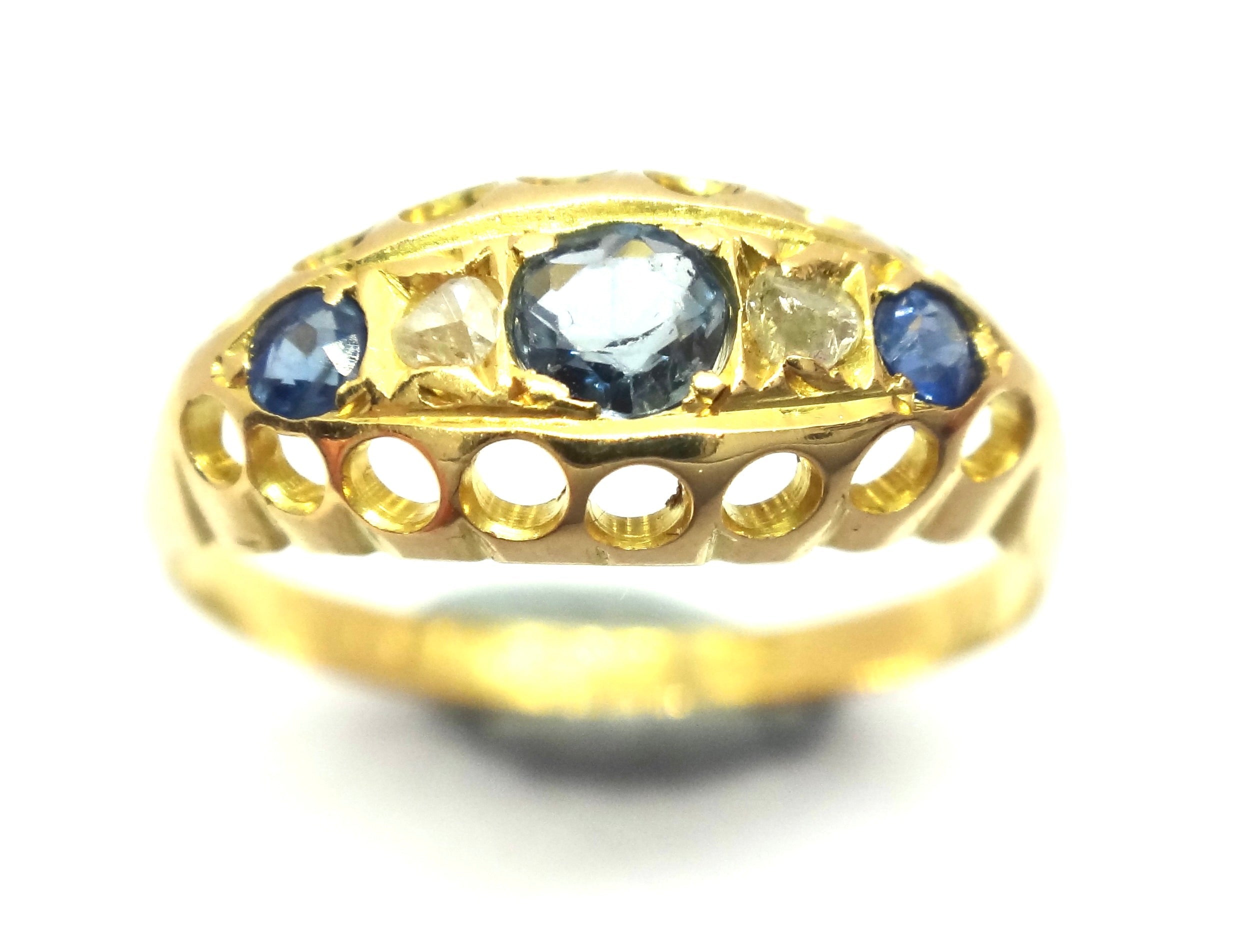 ANTIQUE 18ct Yellow Gold, Sapphire & Diamond Ring - Birmingham, 1915