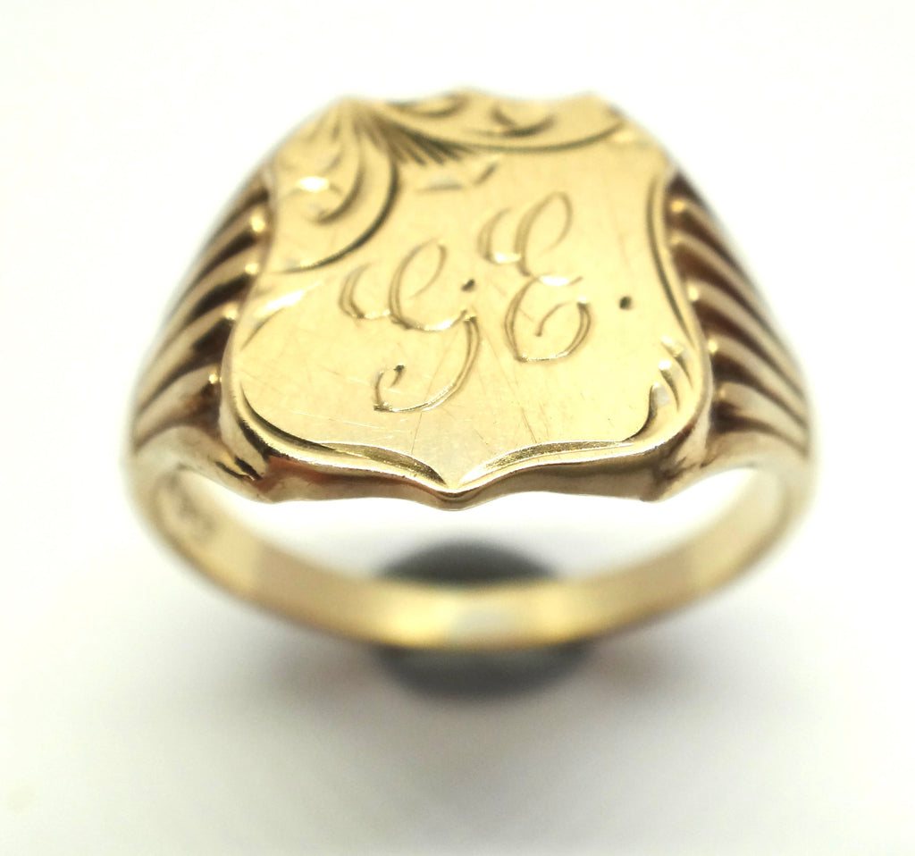 ANTIQUE 9ct Yellow Gold Shield Shaped Signet Ring