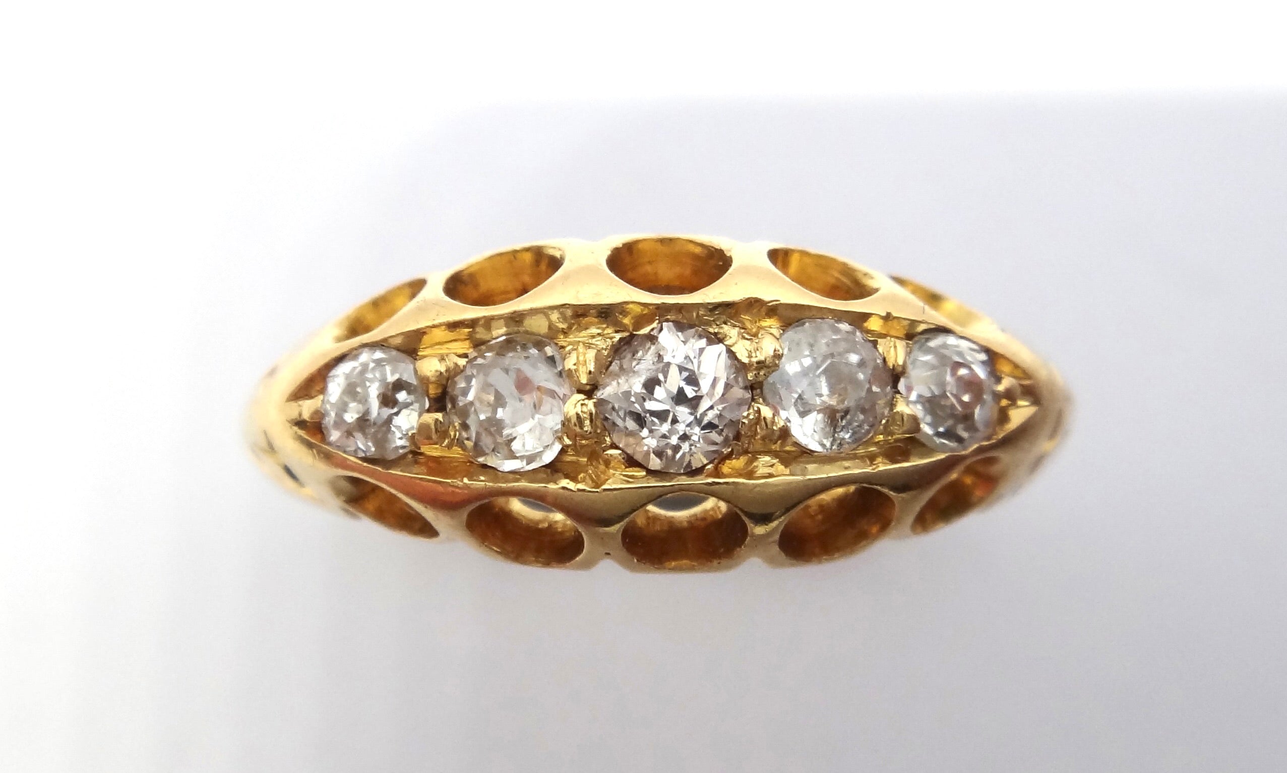 ANTIQUE 18ct Yellow Gold & 5 Stone Diamond Ring - Birmingham, 1908