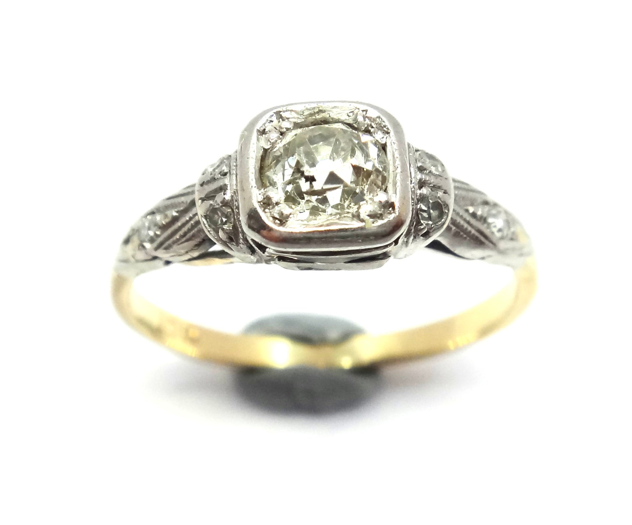 ANTIQUE 18ct Gold & Diamond Solitaire Ring c.1910