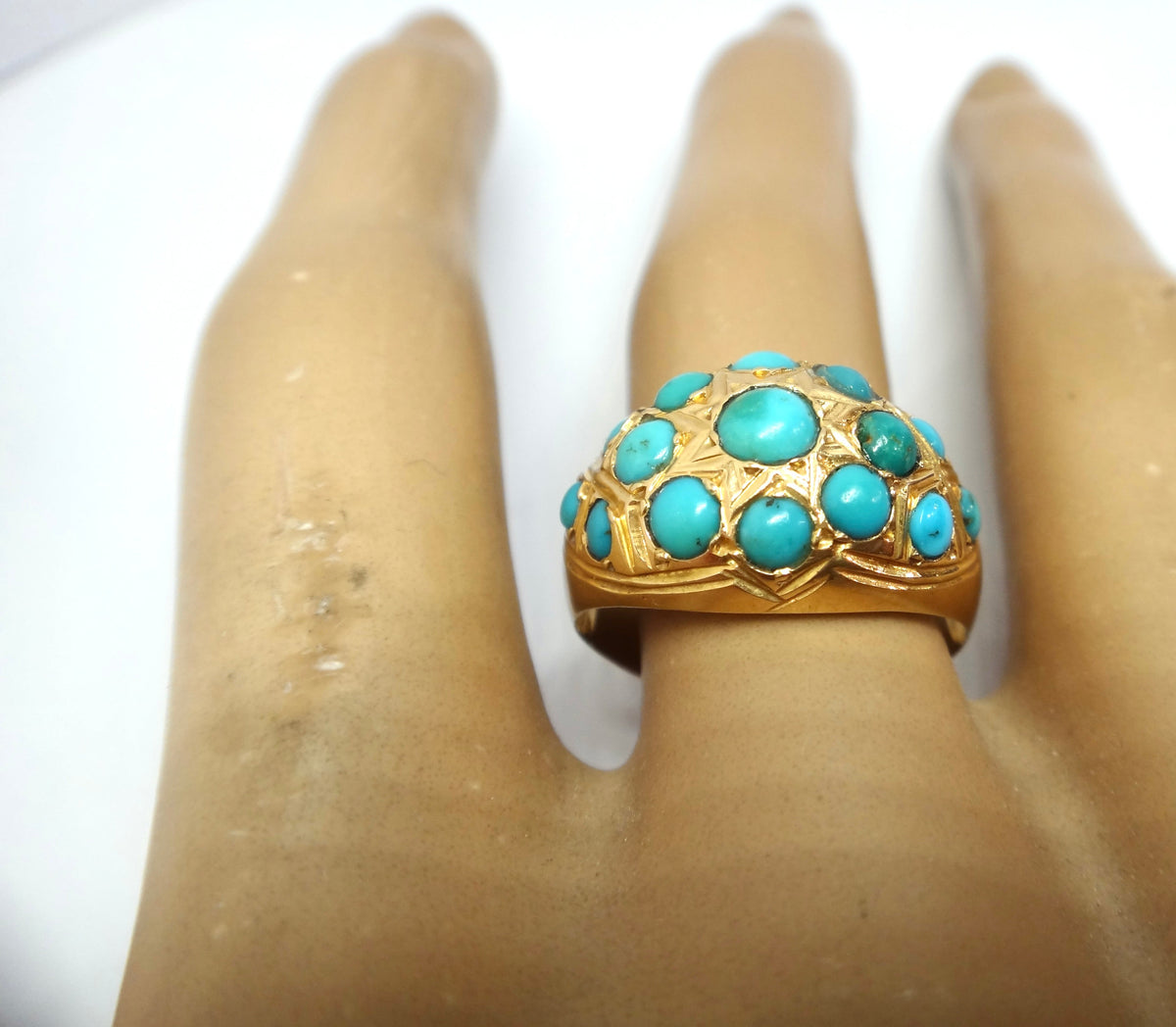 ANTIQUE 18ct Gold & Turquoise Bombe Ring