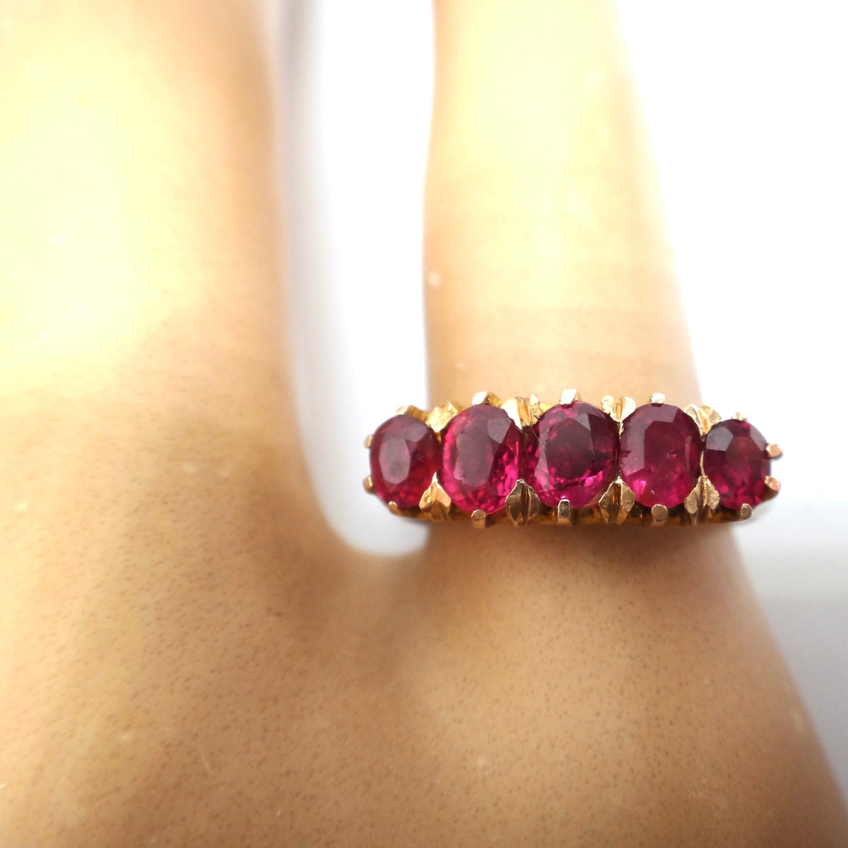 ANTIQUE 9ct Gold 5 Stone RUBY Ring c.1900 - VAL $3,300