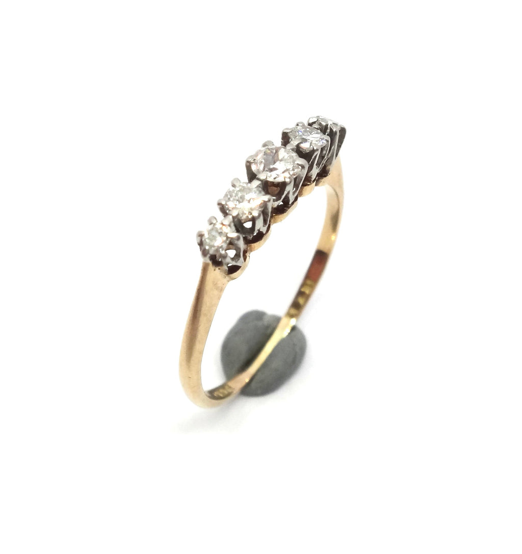 ANTIQUE 18ct Gold & 5 Stone Diamond Ring c.1940