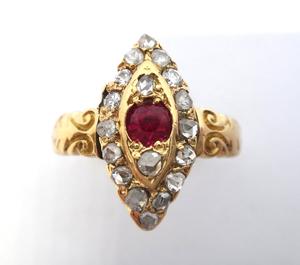 ANTIQUE 18ct Yellow Gold, Ruby & Diamond Navette Shaped Ring c.1910