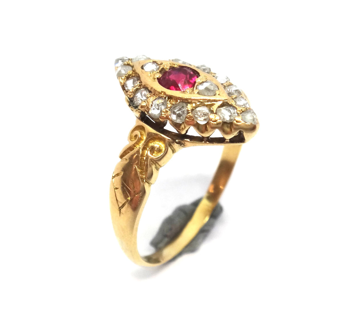ANTIQUE 18ct Yellow Gold, Ruby & Diamond Navette Shaped Ring c.1910