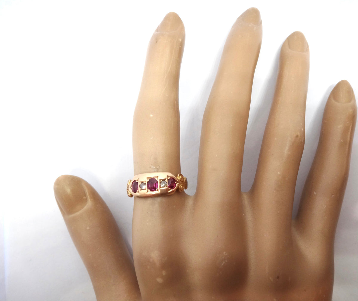 Australian Antique 15ct Gold, Garnet & Diamond Ring - Aronson & Co