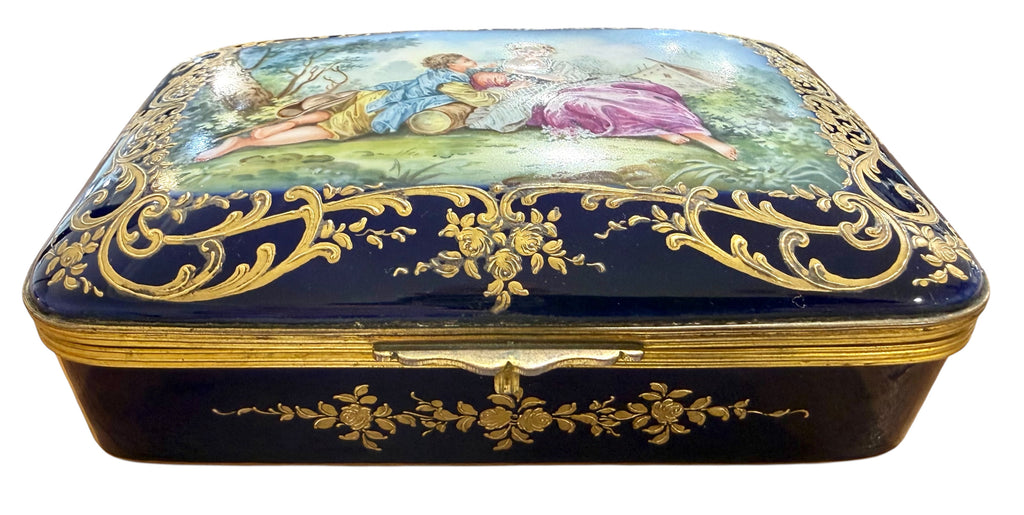 French 19th Century Porcelain Hand Painted Box, c.1890.