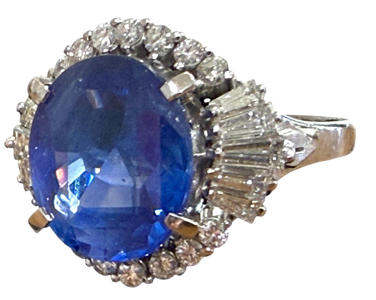 Very Fine Ceylon Sapphire & Platinum Ring, 8.3 Carats NO HEAT GIA