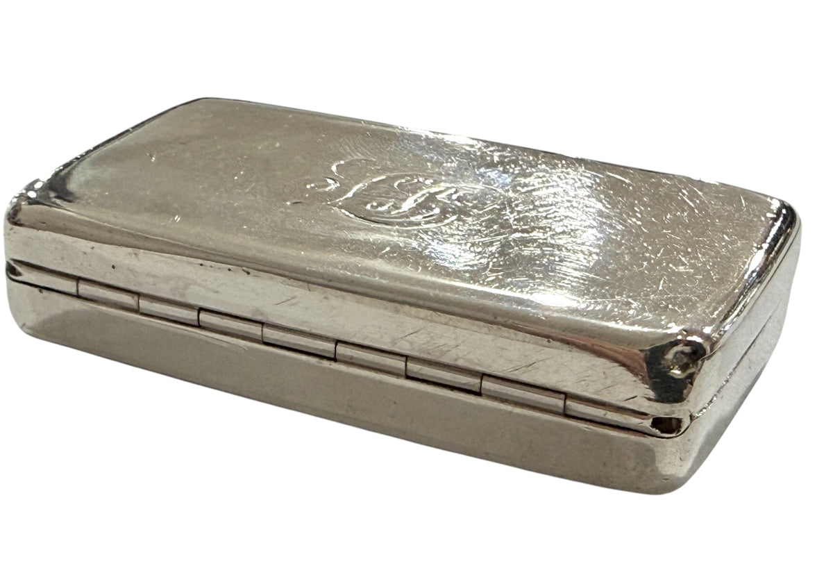 Lovely small Georgian Sterling Silver Snuff Box, Birmingham 1810.