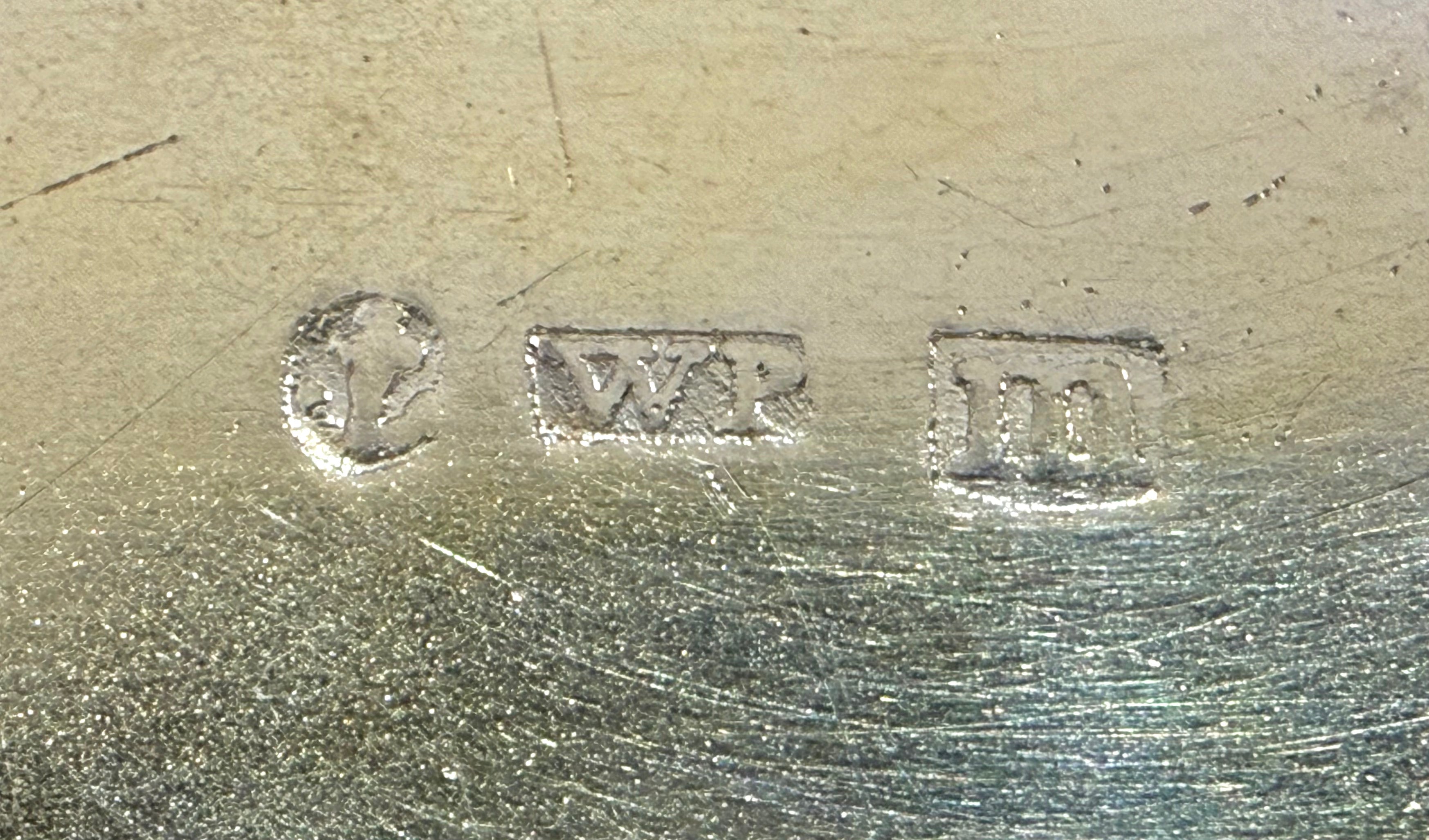 Lovely small Georgian Sterling Silver Snuff Box, Birmingham 1810.