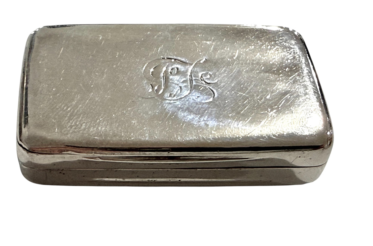 Lovely small Georgian Sterling Silver Snuff Box, Birmingham 1810.